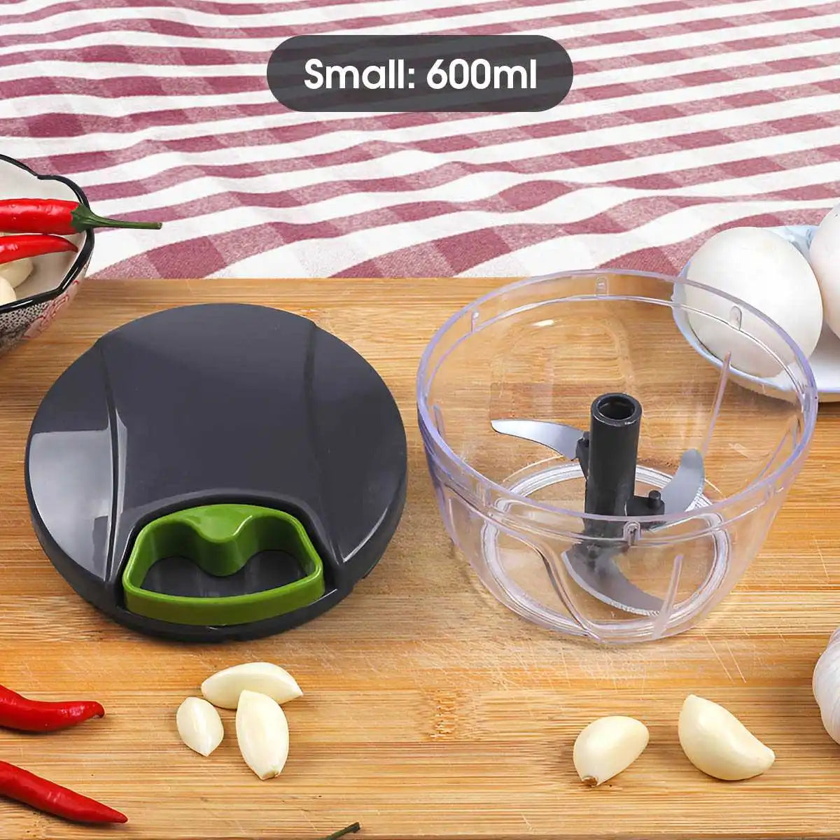 QuickChop™ Mini Hakkemaskine – Hurtig, ren og super effektiv madlavning!