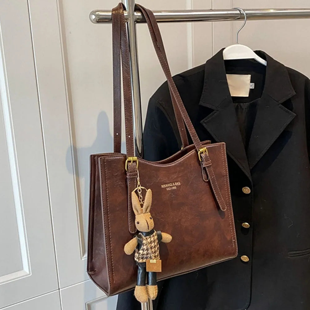 CharmBun Tote – Stilren, Rymlig & Lekfull 👜